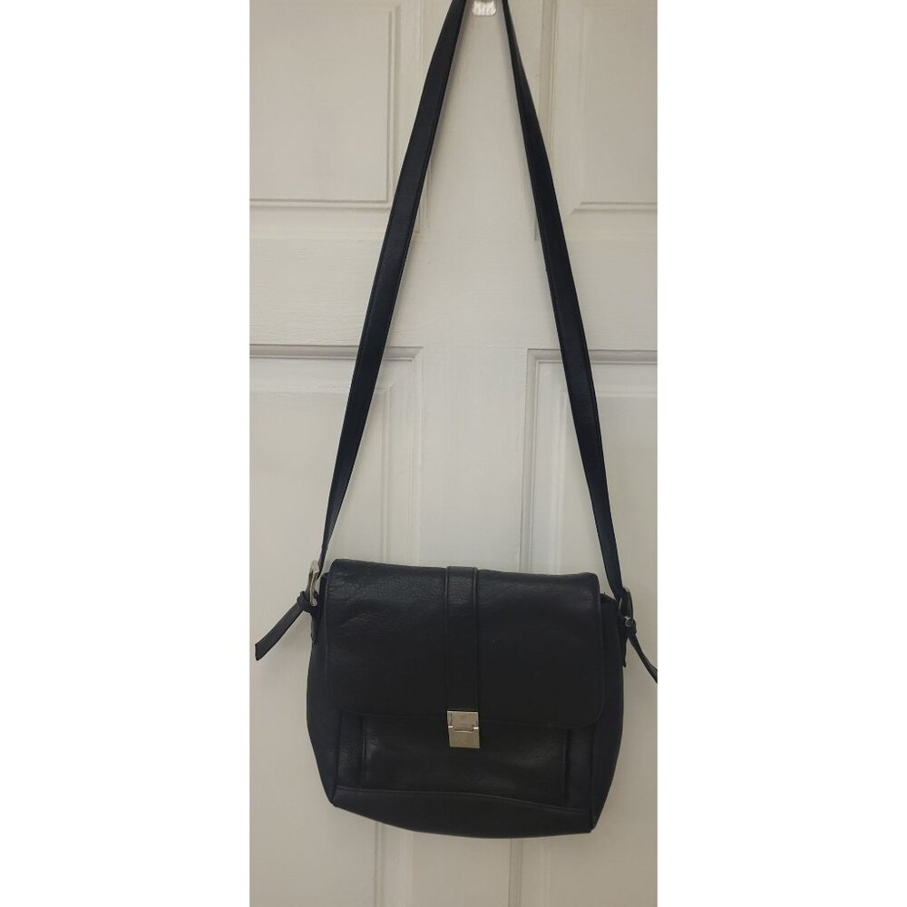 Vintage Field Manor Leather Crossbody Purse With Adjustable Strap & Front Zipper
